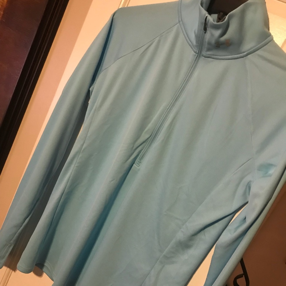 Under Armour half zip long sleeves pullover